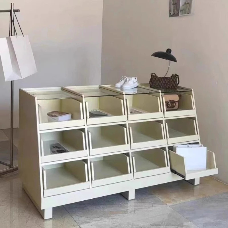 Children's Clothing Store Naka - Furniture Hardware Store recension och pris